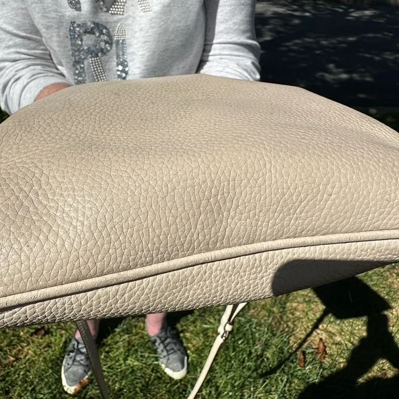 Kate Spade Cream Leather Crossbody Bag EUC - Picture 6 of 10